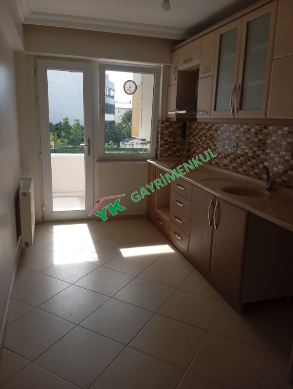 Kiralık Korupark Arkası Polis Merkezi Yanı 2+1 Geniş Daire